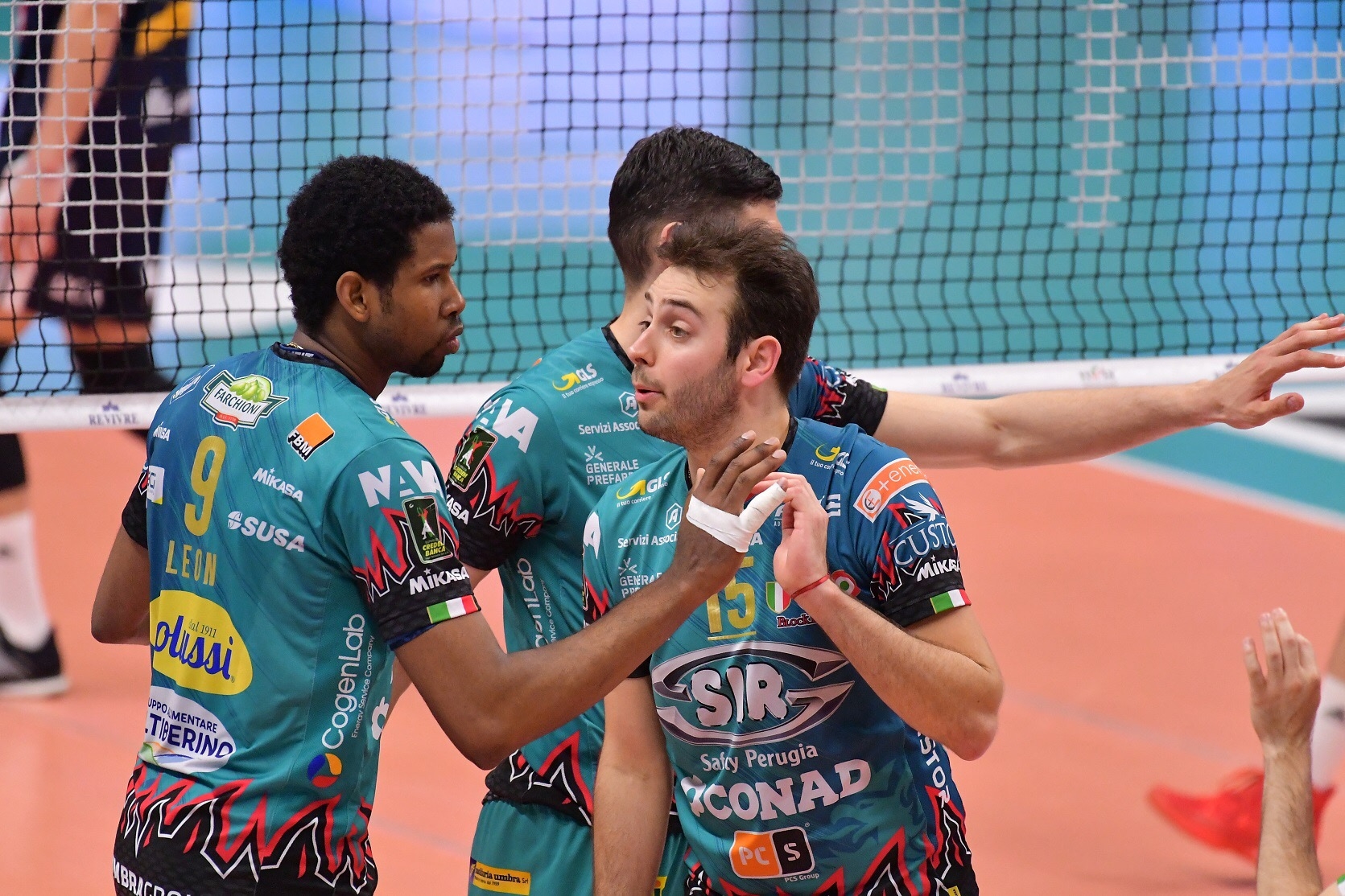 3E039C6E-0BCA-48C3-8E23-2146B24E74E7