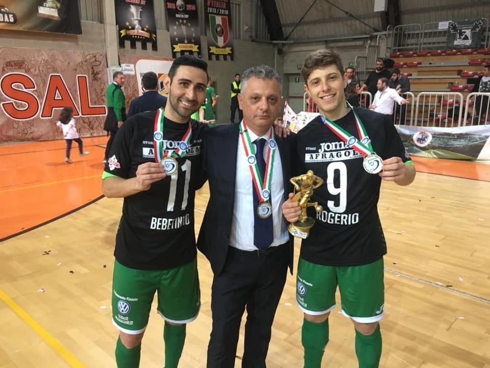 B75202DB-2B29-4714-A2D3-8A83B1A3F147