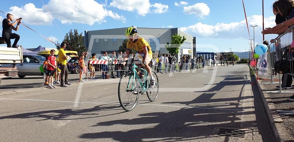 0B32C564-5C0C-4FEF-AF95-750D1E3487EB