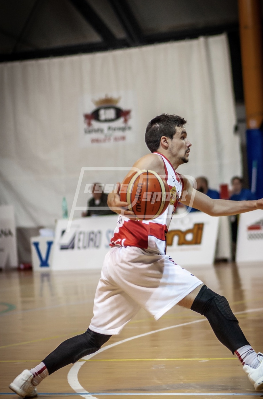 695ECEED-F67B-47D1-AE90-7D7AAA8DA8E5