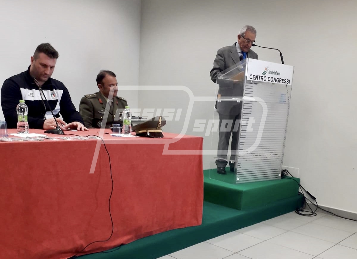 8FB35D50-8D2D-41DD-949A-4582A4620B61