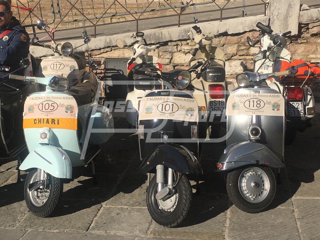 AA561A37-DA72-4C21-8854-AC6BBE239F29