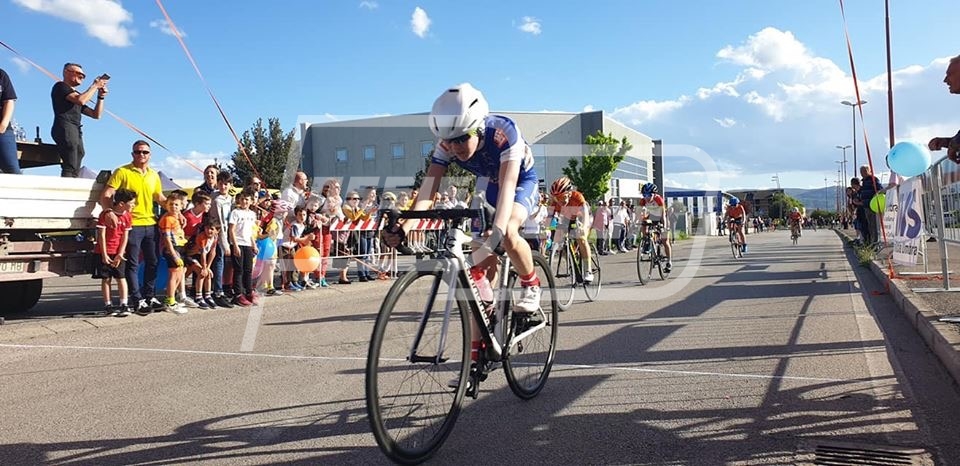 AF3421CF-3A71-4F23-86F1-E25665D774C8