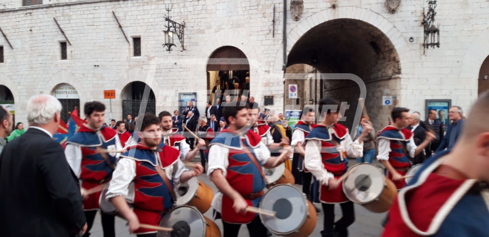 0EE34A4F-3942-4BD8-95E2-FDA8A4120E6C