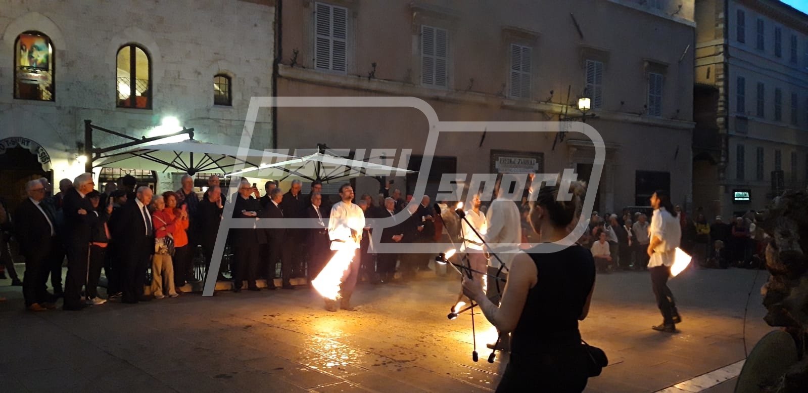 23F7006B-FFAD-4ED9-AD0B-E6B4467C79F4