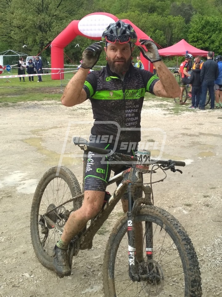 2594FC56-4503-46BC-94D9-55991483A498