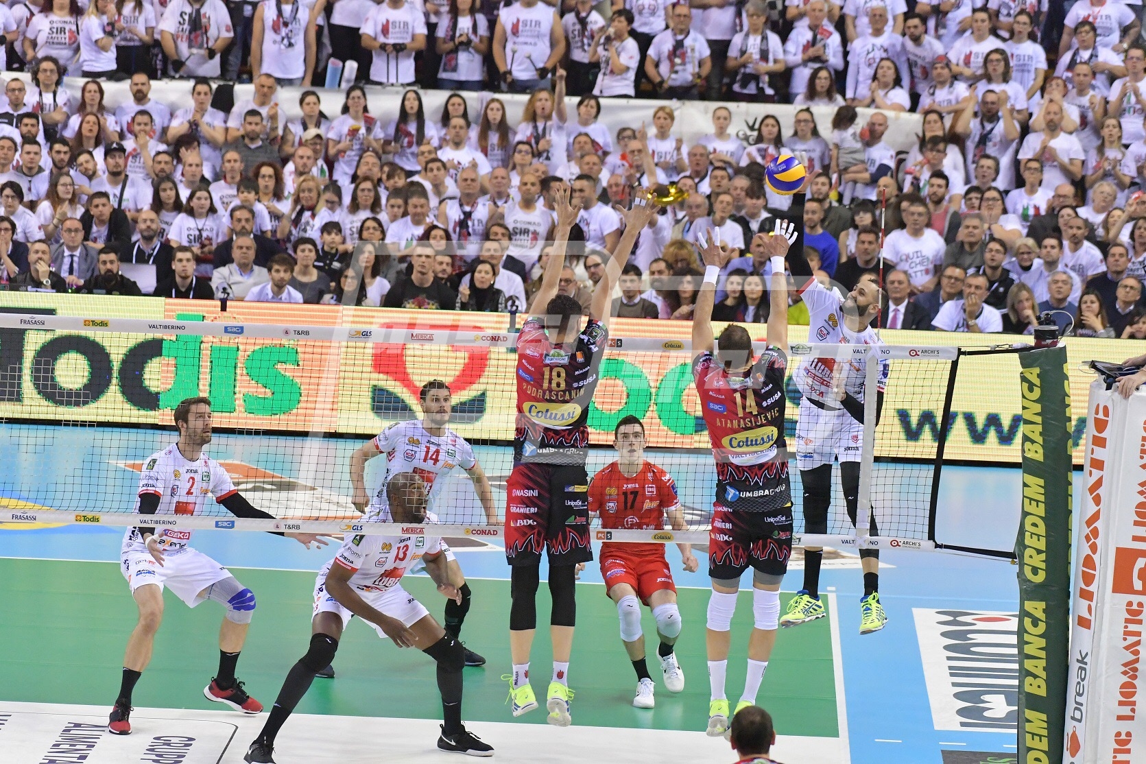 5DBEFF50-95E8-4C2A-B132-7B7AD3B7F541