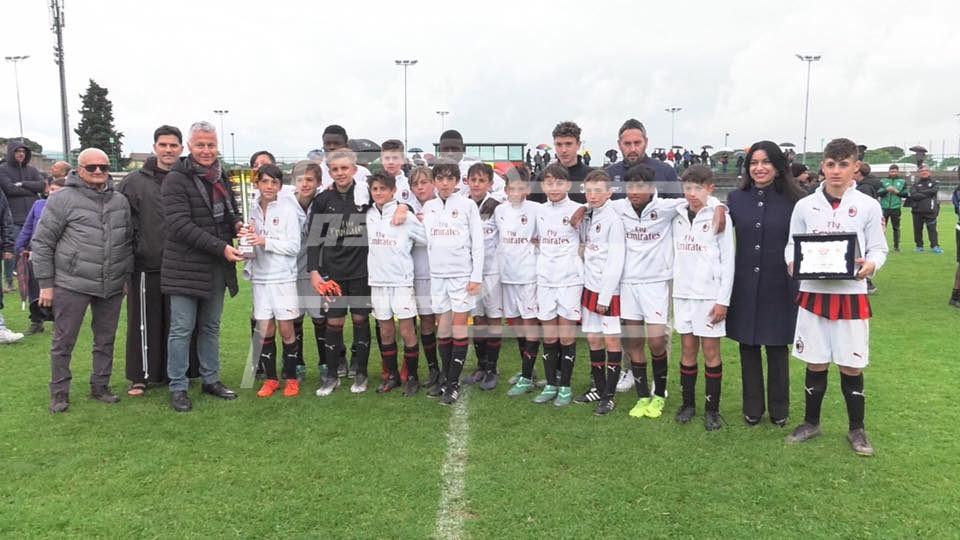 60350355_850497131970338_4977059496183463936_n