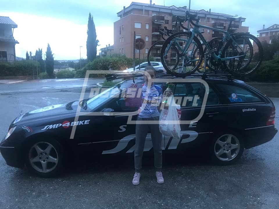 795B3004-C5CC-4409-9785-FB53FD56559D