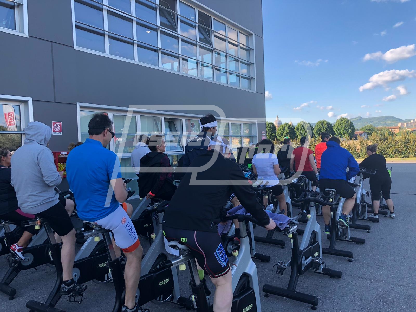 93E5D549-298A-4A04-BE65-77168F7032CF