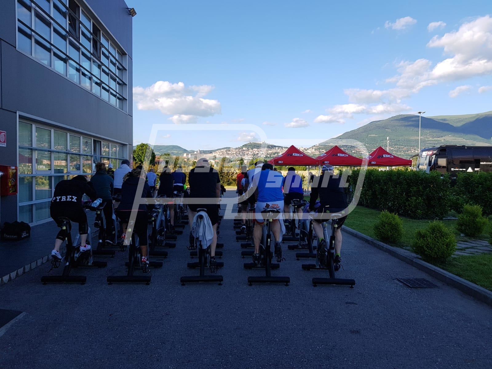 9D3463B7-769E-46B1-B7F3-DC23DE007265