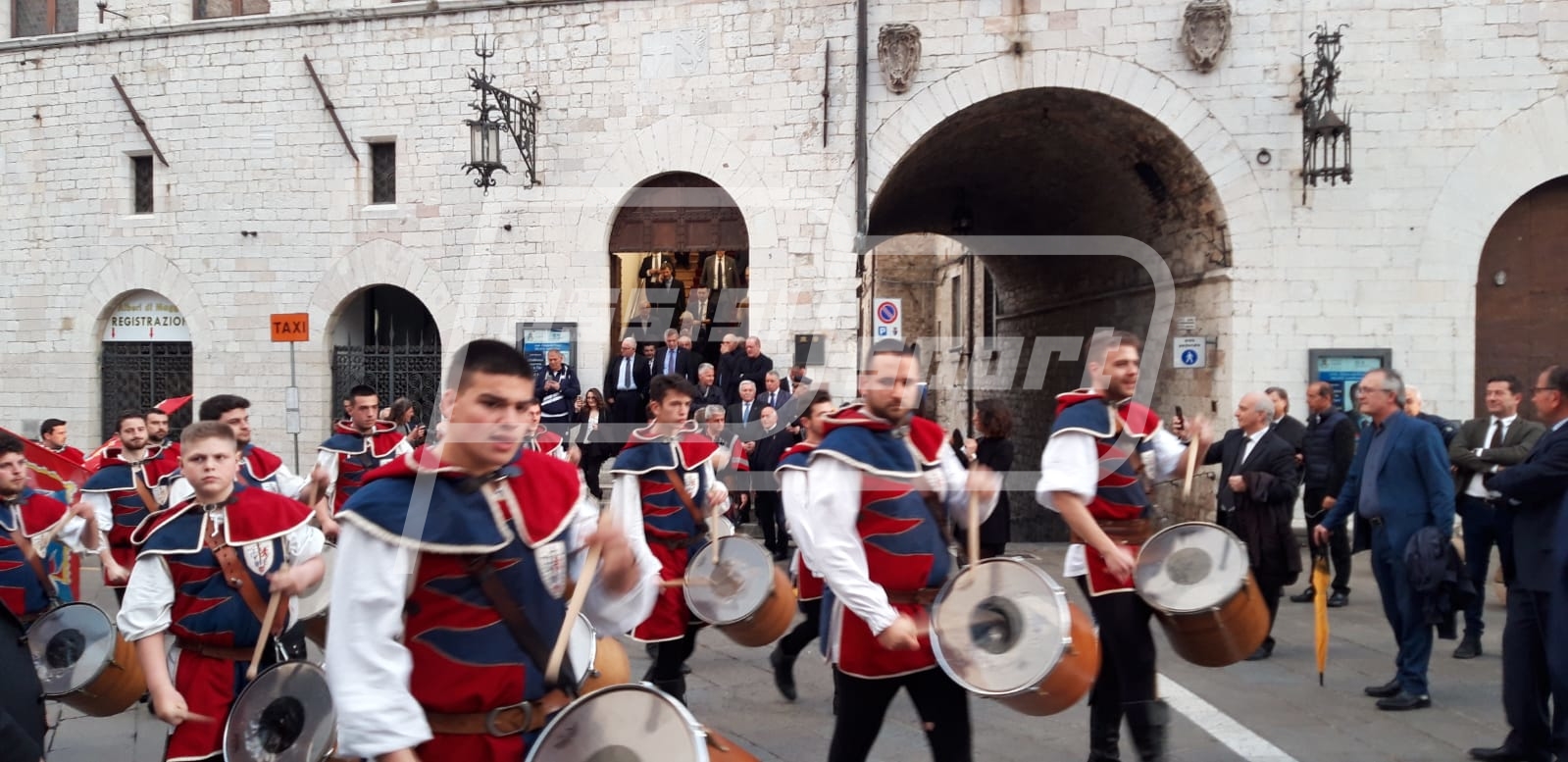 A9FAE672-809A-4D56-948C-1EB30E8F7EE5