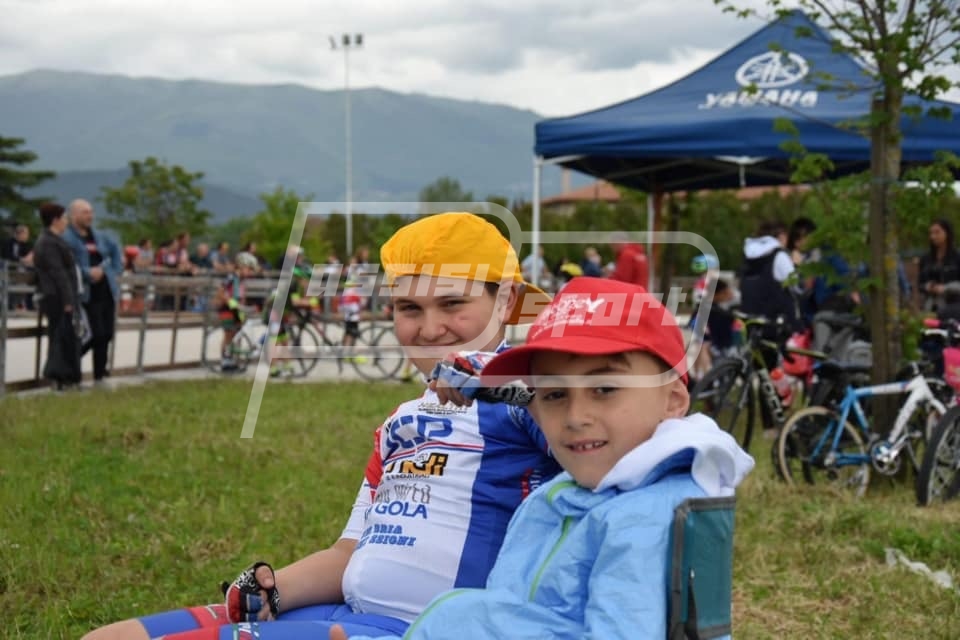 CFBF6590-3F86-4C83-A32B-17C42574EFD7