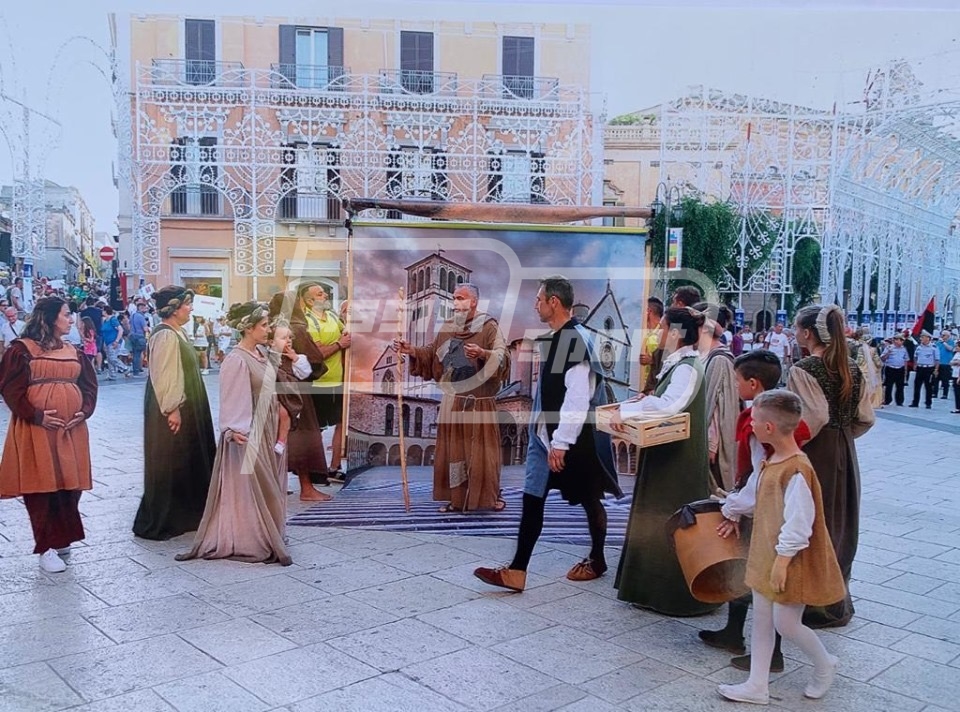 18DF1D56-B7B3-43B2-A899-D6EB31725A1D