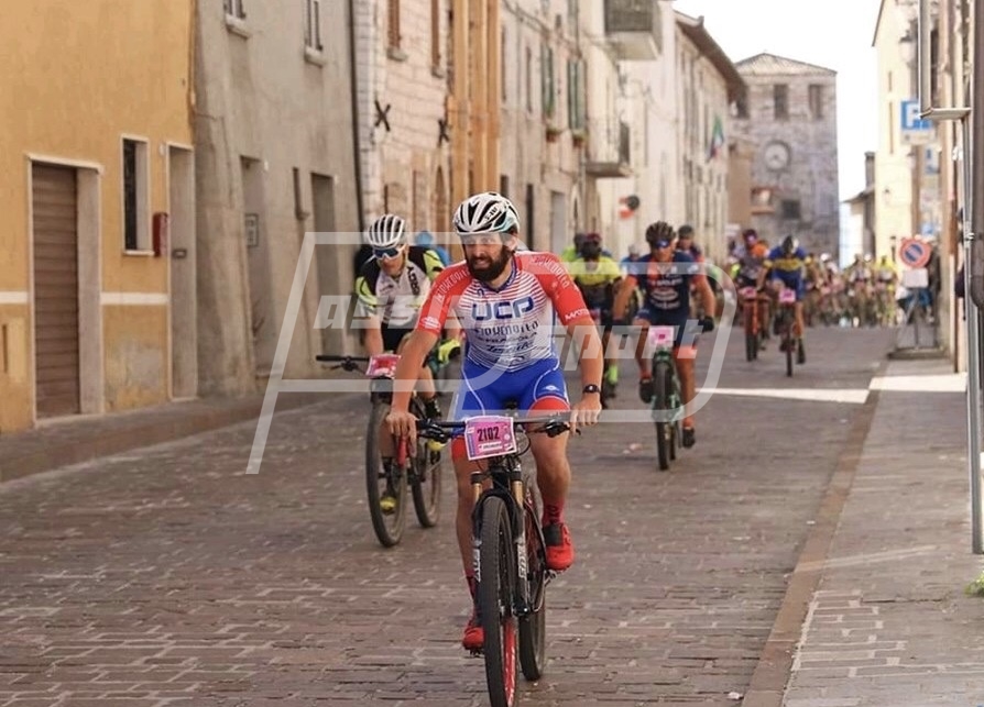 1EDB553A-1C2A-4197-ADDA-818308A28140