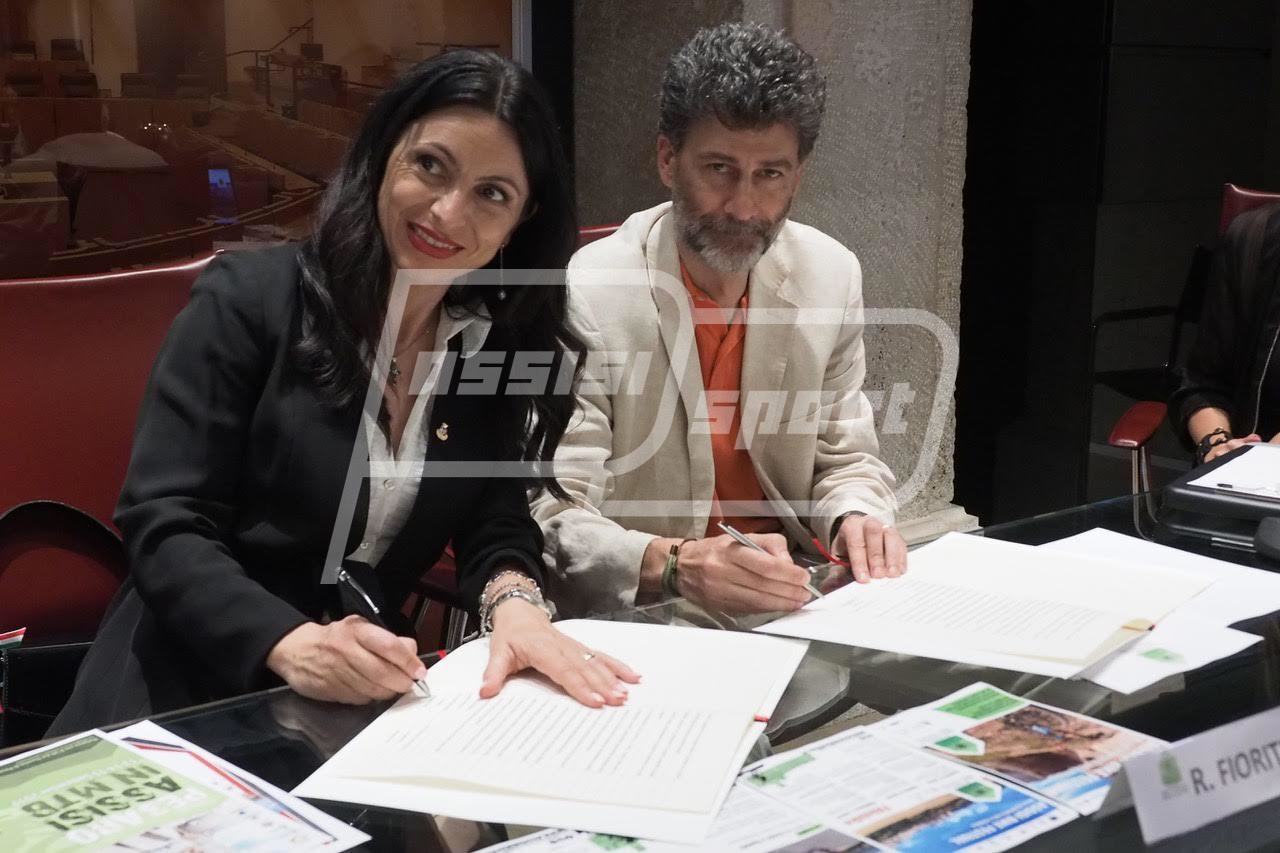 58E7960C-F3E5-43A6-8ED9-0FBC2C72F6B9