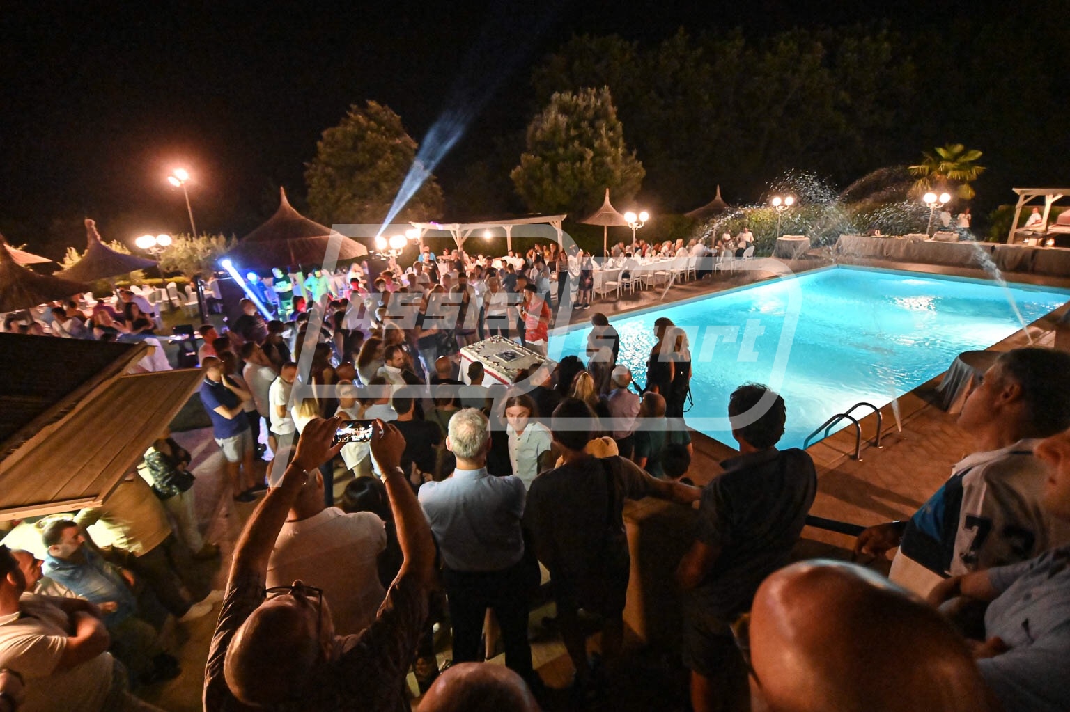 612E2EC3-5D64-484B-AB0E-CF027A3E8AE1