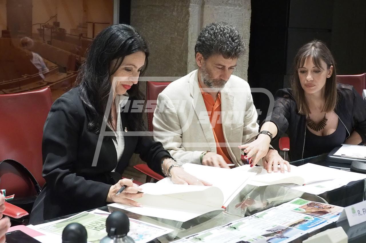 66DE7306-6E3A-40A1-B864-B4143FDD88F0