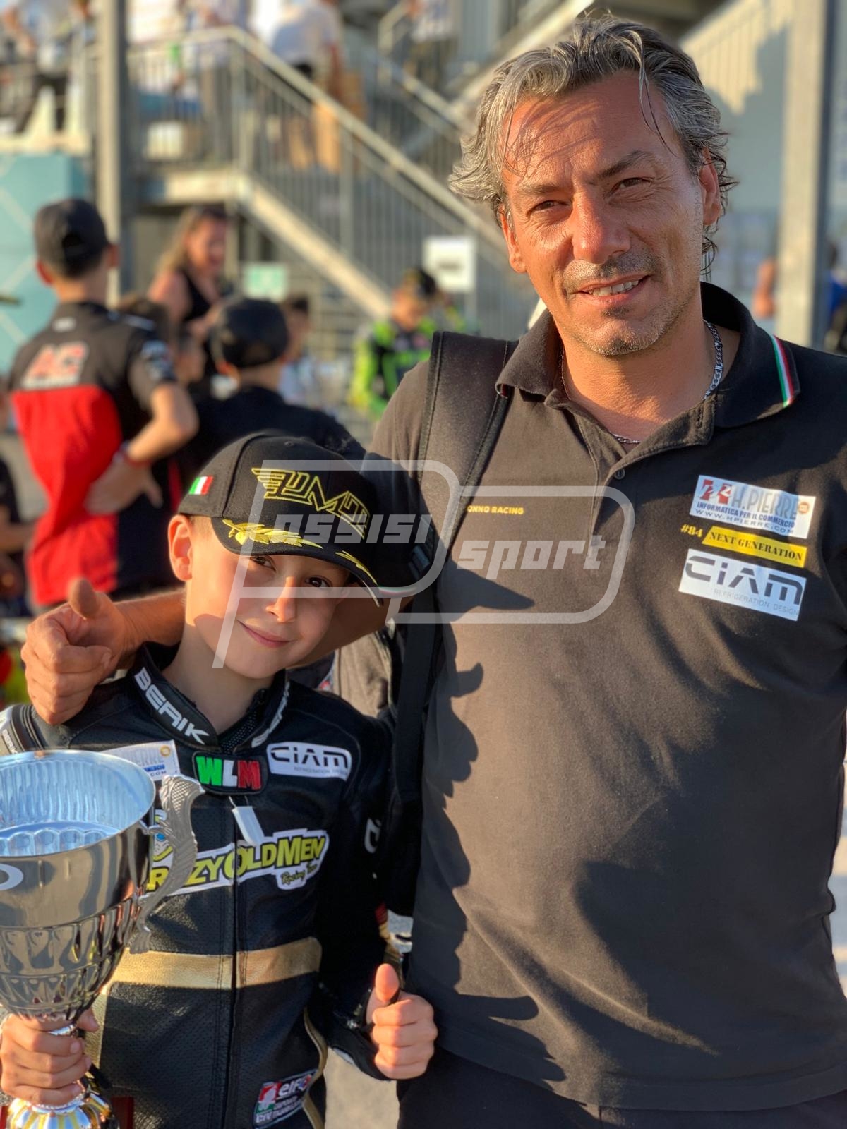 4D98DD20-EDDC-444C-9147-8E2B090E76F4