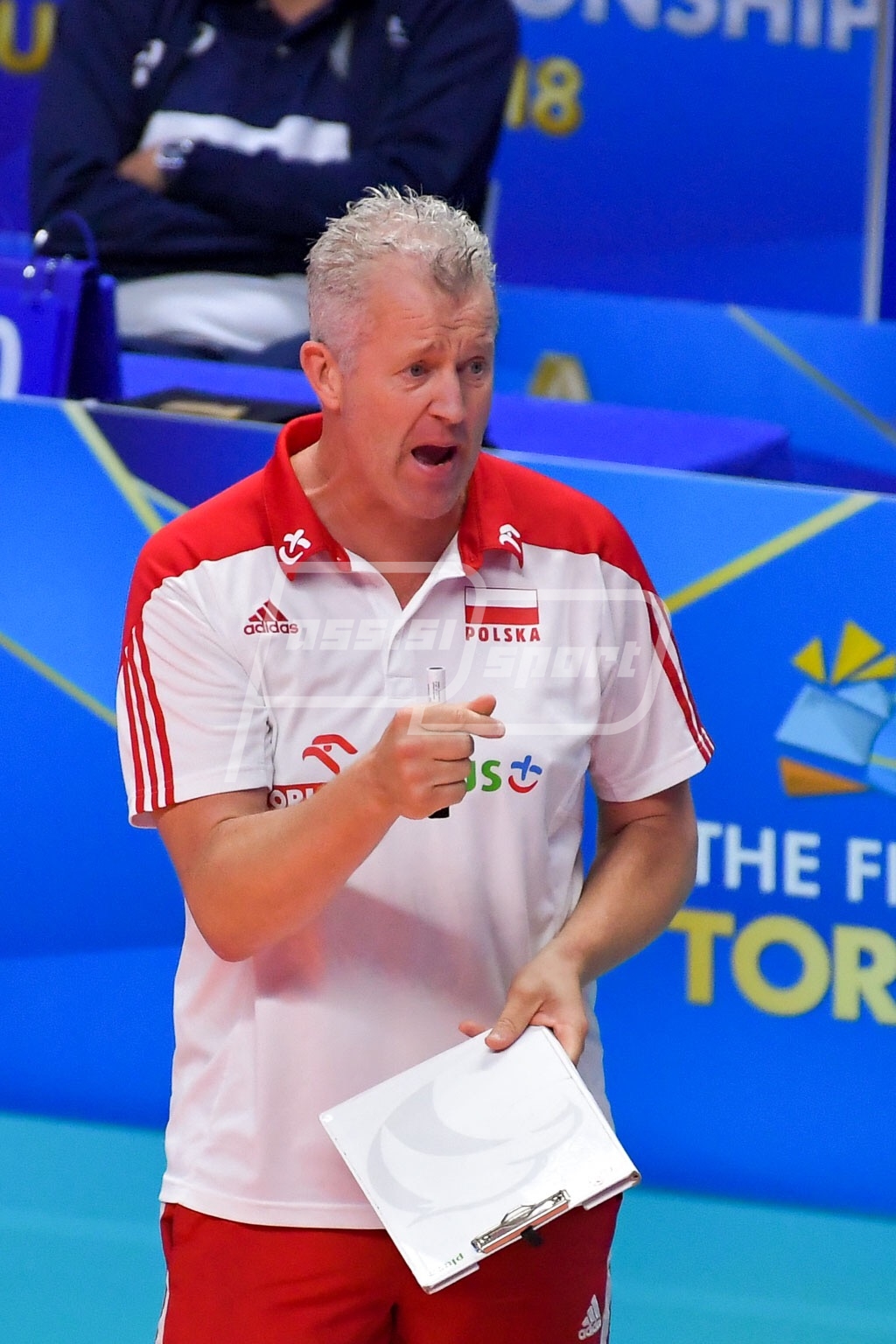 5B2CCDFF-8DB4-4A35-8C68-F3F7875D3E1F