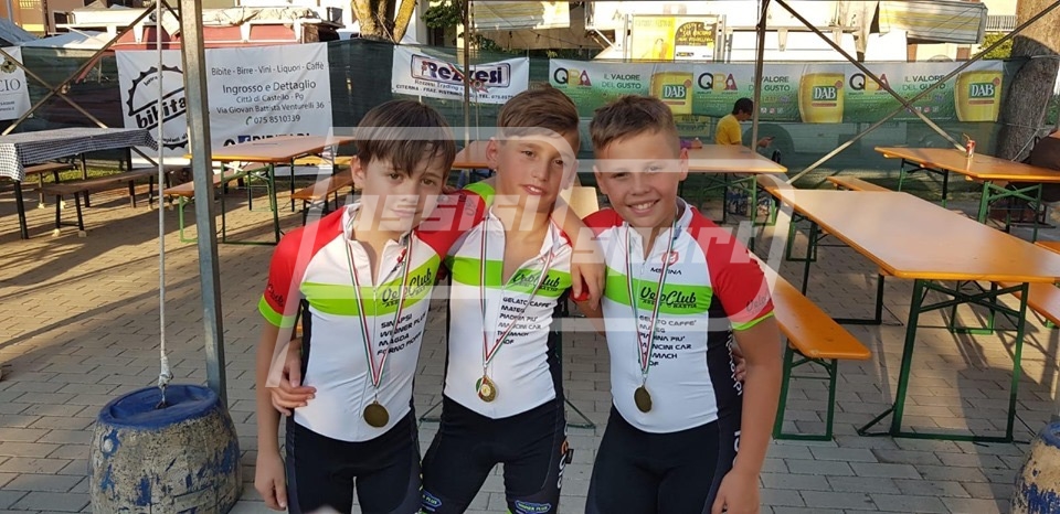 67EC8649-EAE5-4D00-B746-B9E4D8DE005E