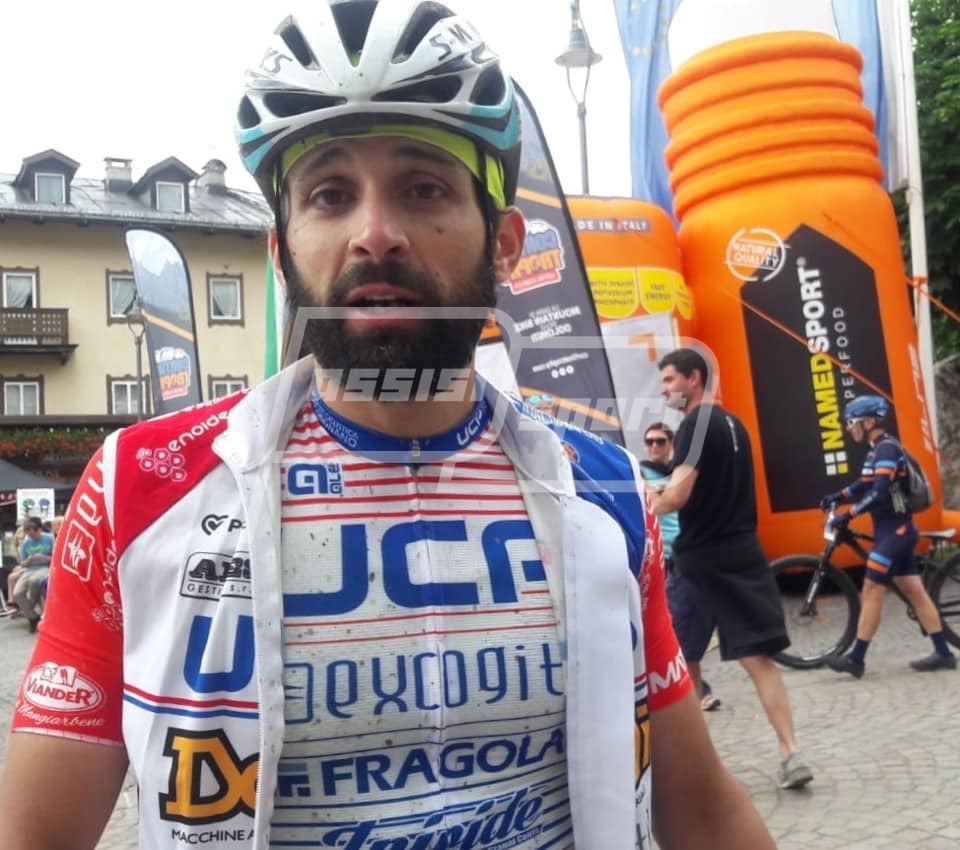 7B469F39-2A56-4C74-B8F7-46F25C8105BD