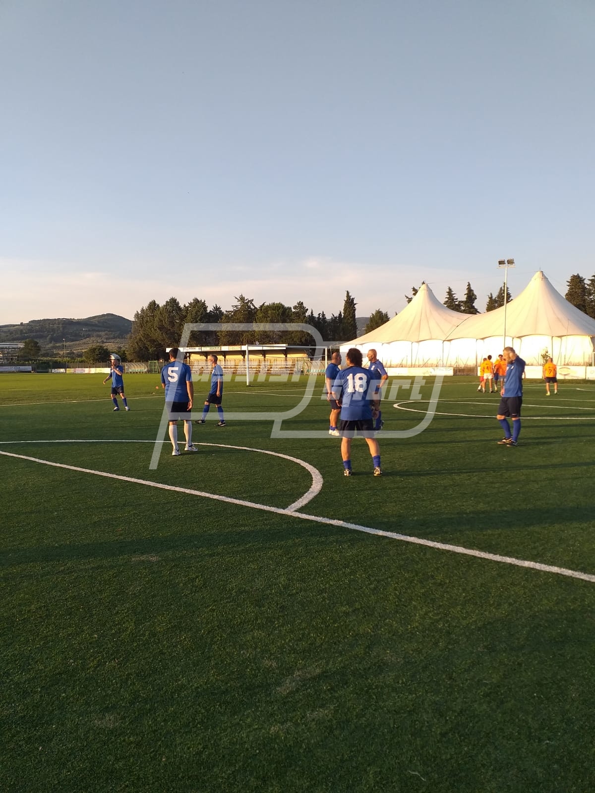 9DC52B11-F6A0-4EFA-8A69-1ED74157F5B8