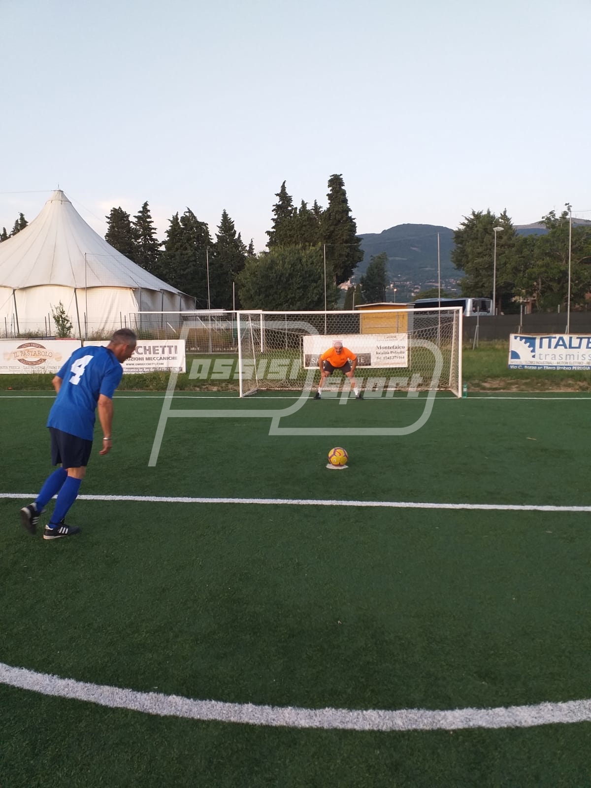 9E46A0CF-F641-46A2-AA23-DF7CC29B82CF