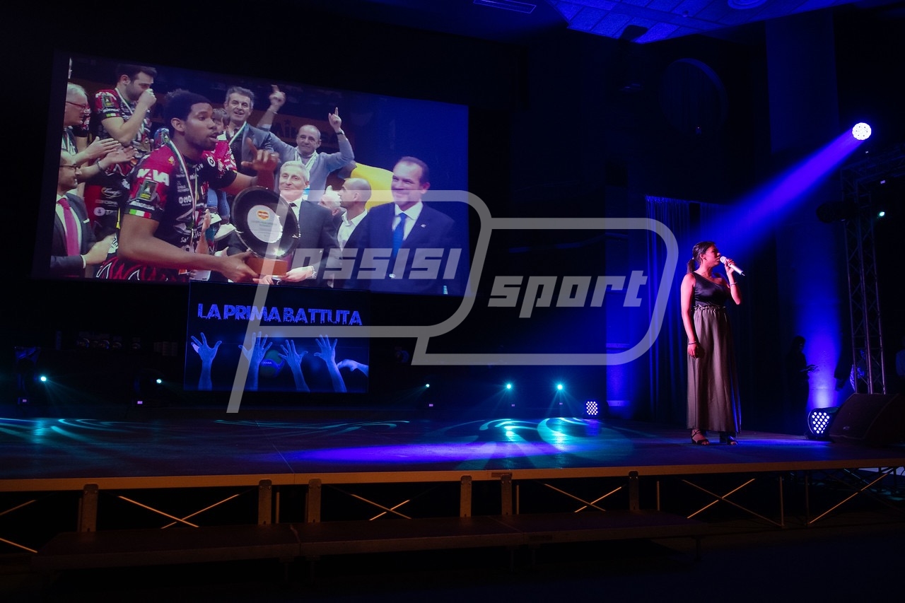 C4F7CB52-A9F3-4205-A042-23D086878042