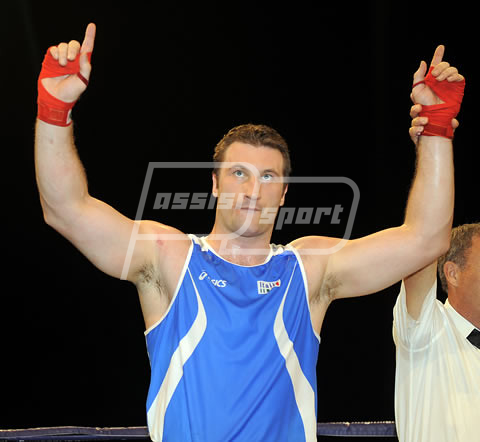 CBC6DDCA-E055-43A5-B935-6B9812B7C591