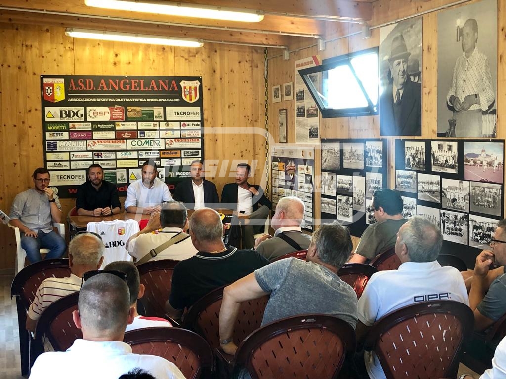 CEBA6115-956A-4248-9205-F2E6074EEAE0