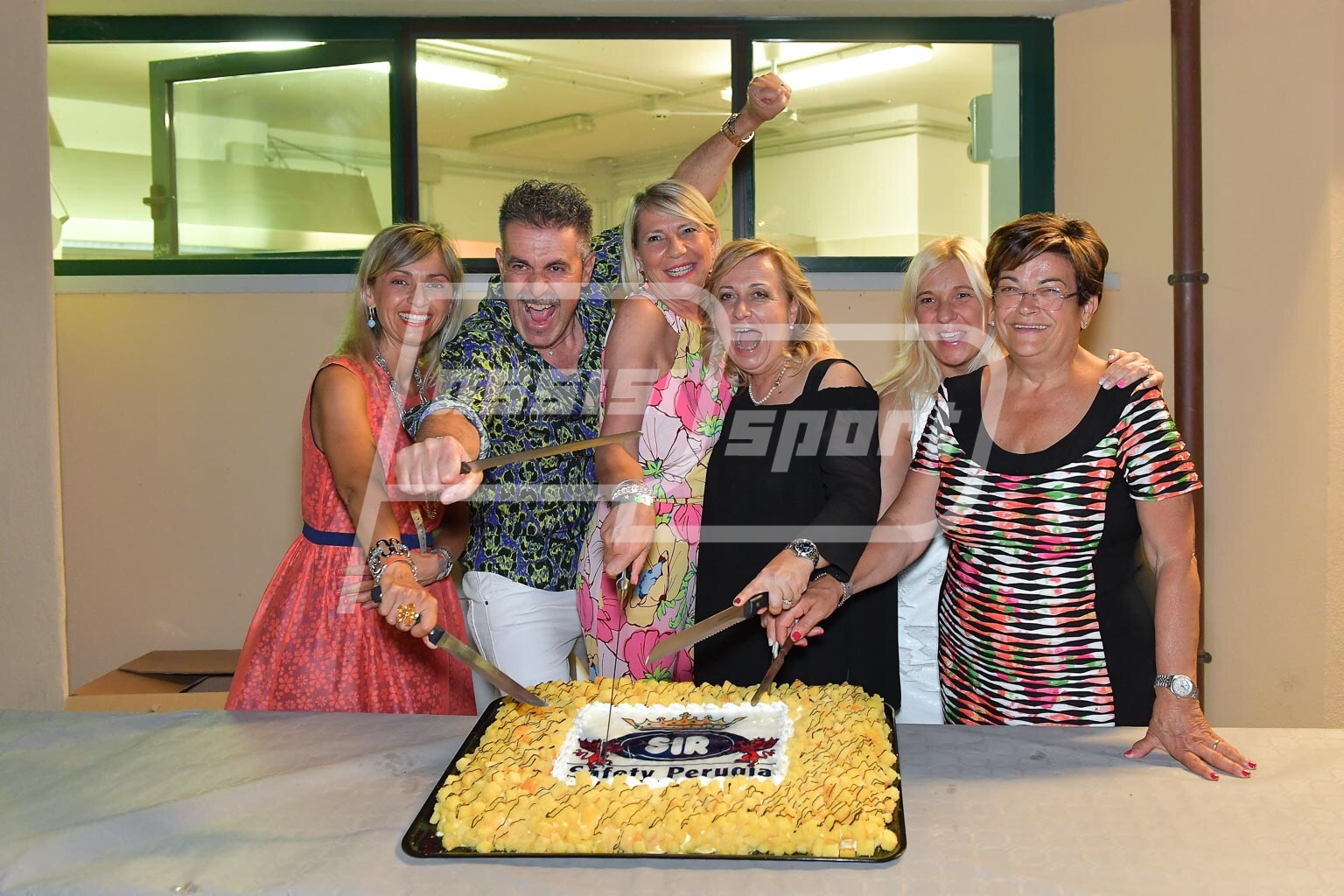 DF4710ED-75C6-4C83-B048-0A50B02F782E