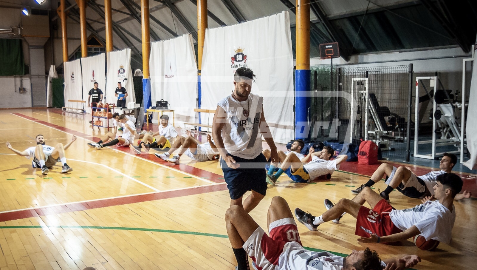 49DB7F40-61DF-4E98-BEEE-7A17290BF554