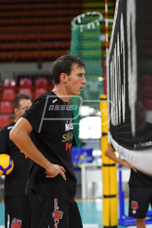 7A35241B-E25B-4FF9-83D7-1C9DB510765A