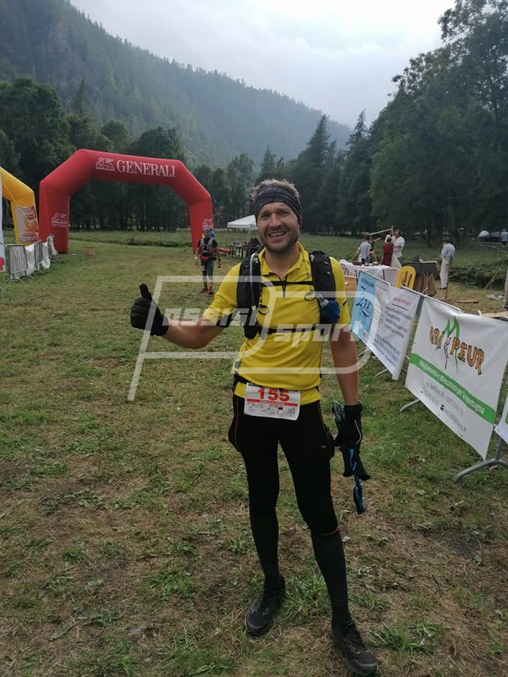 0919FBA8-213F-42C0-AF11-B2B6744DE3B9