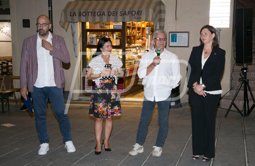 09E9F2EC-38FF-4BC9-A02E-9CACCB1E461F