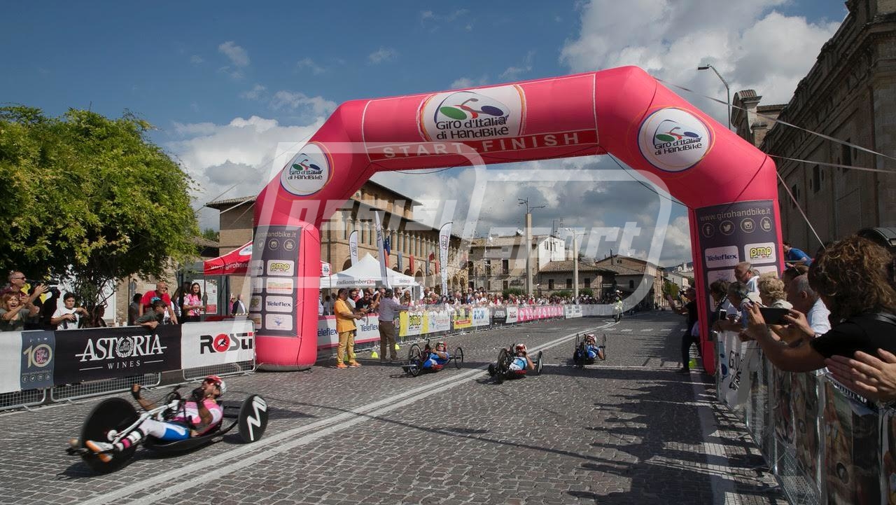 0B48E960-3042-4ECB-BAC1-BD8101C00A4F