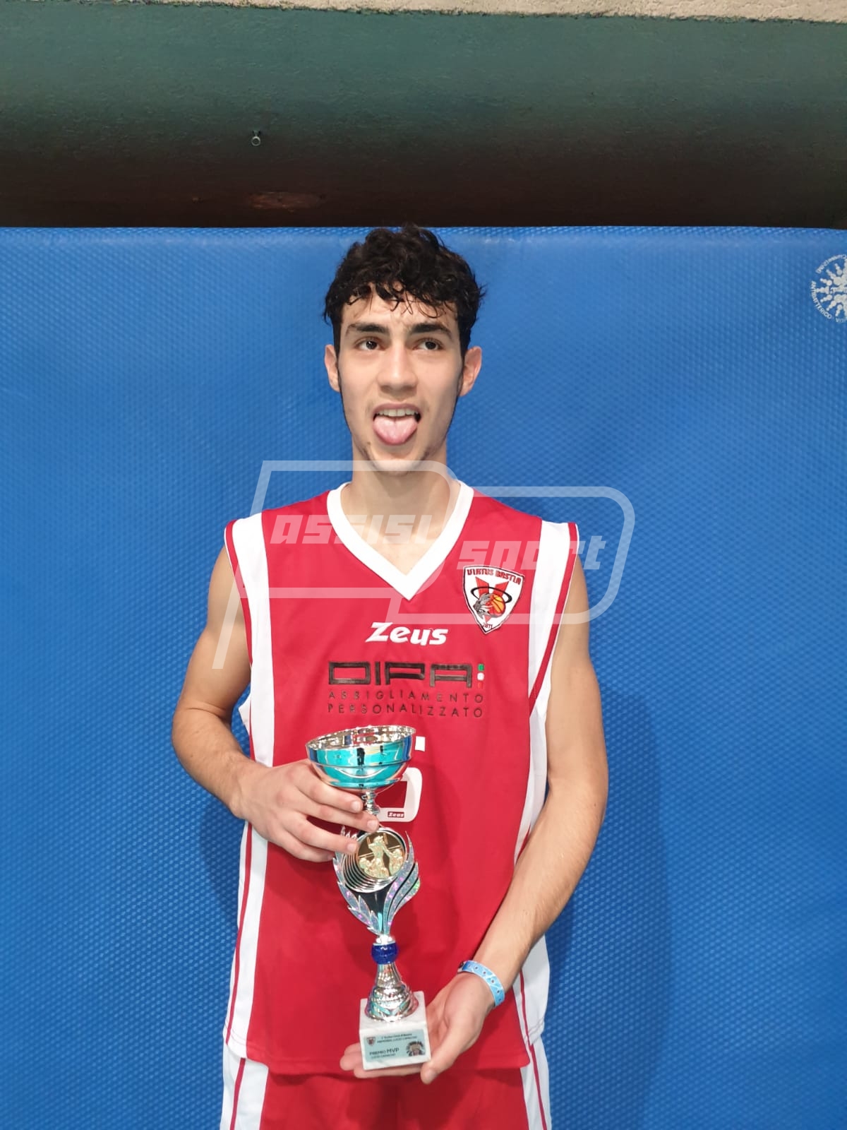 12BE83C7-14AF-488E-A8A7-9F2C8FBD812A