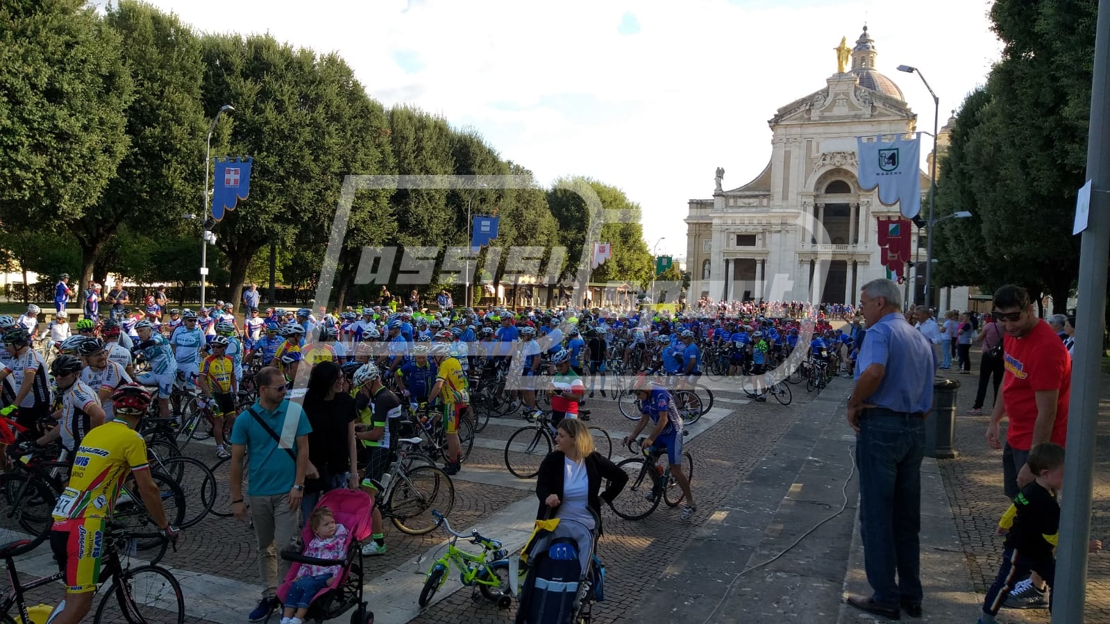 13709191-15E3-4D92-AA78-57309A776C8E