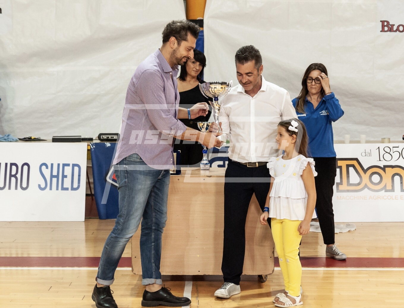 1D5FF936-F871-4327-A9CD-FE05DA9E26D3