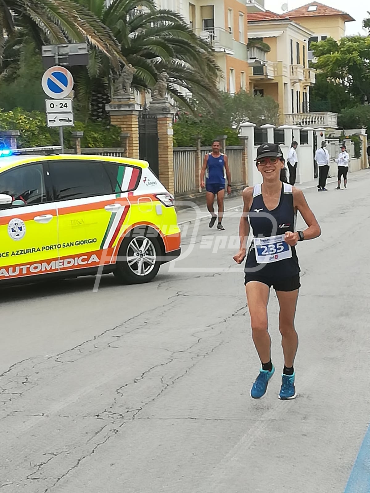 201EC450-4AEE-4371-A5FA-749196D8EB94