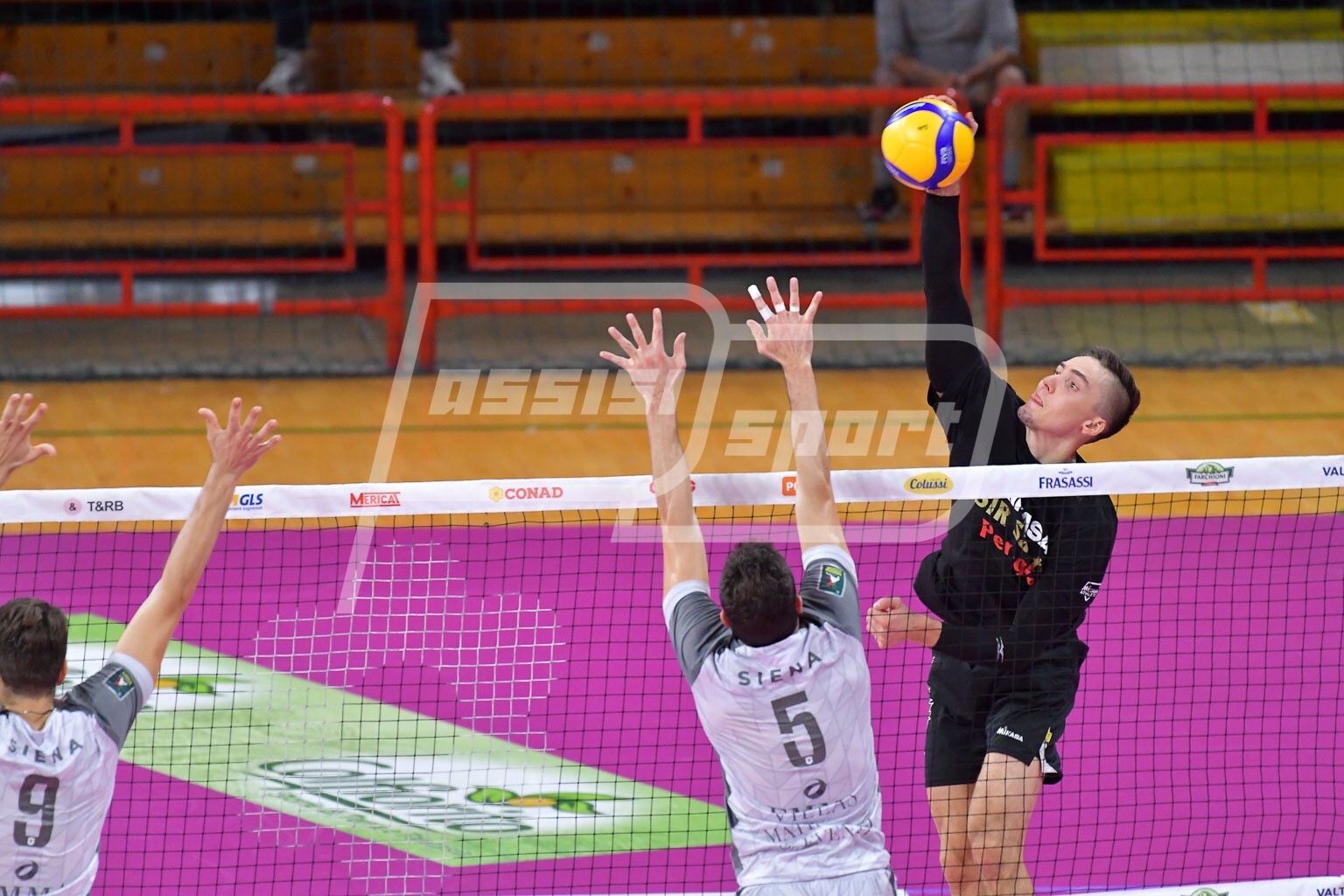 24EFAFB3-ADAA-4AAF-93AC-64E3160C0B2A