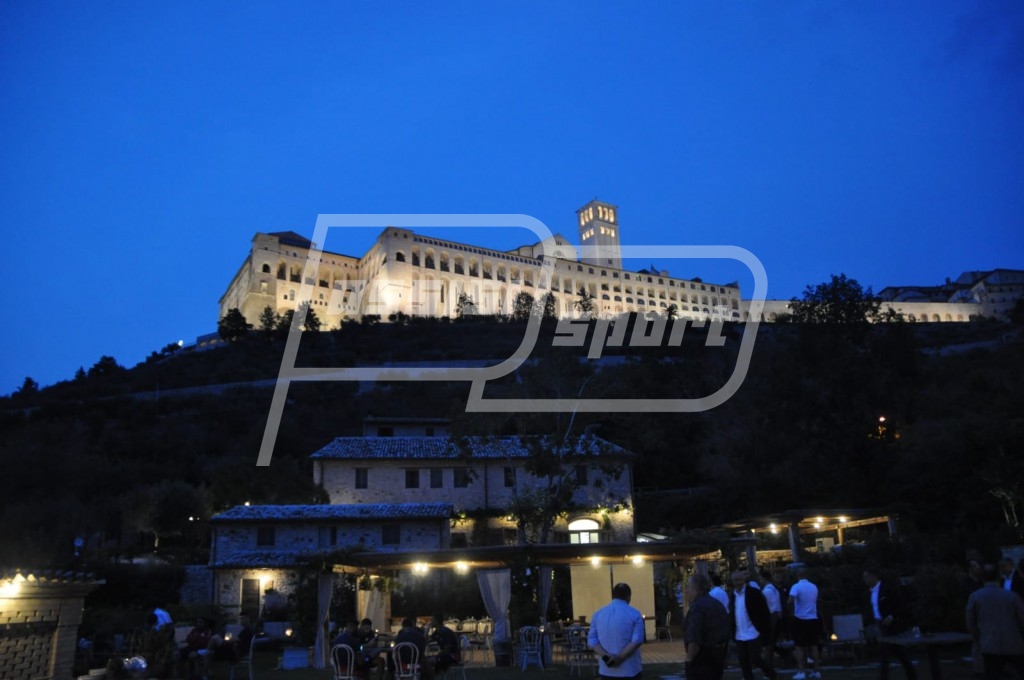 287272F8-A330-4083-B567-94A7EB7017B5