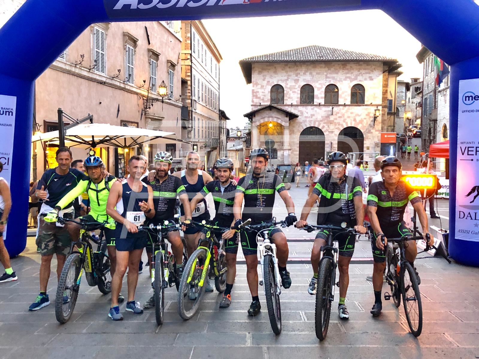 3F8FFFFD-4ECB-416C-885D-DA24B0946745