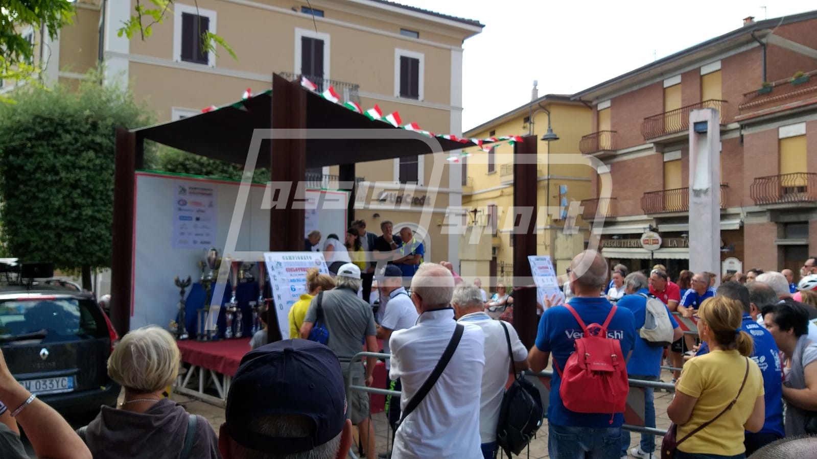 4C98B36A-576B-4F55-80A0-D3604CD5A75A