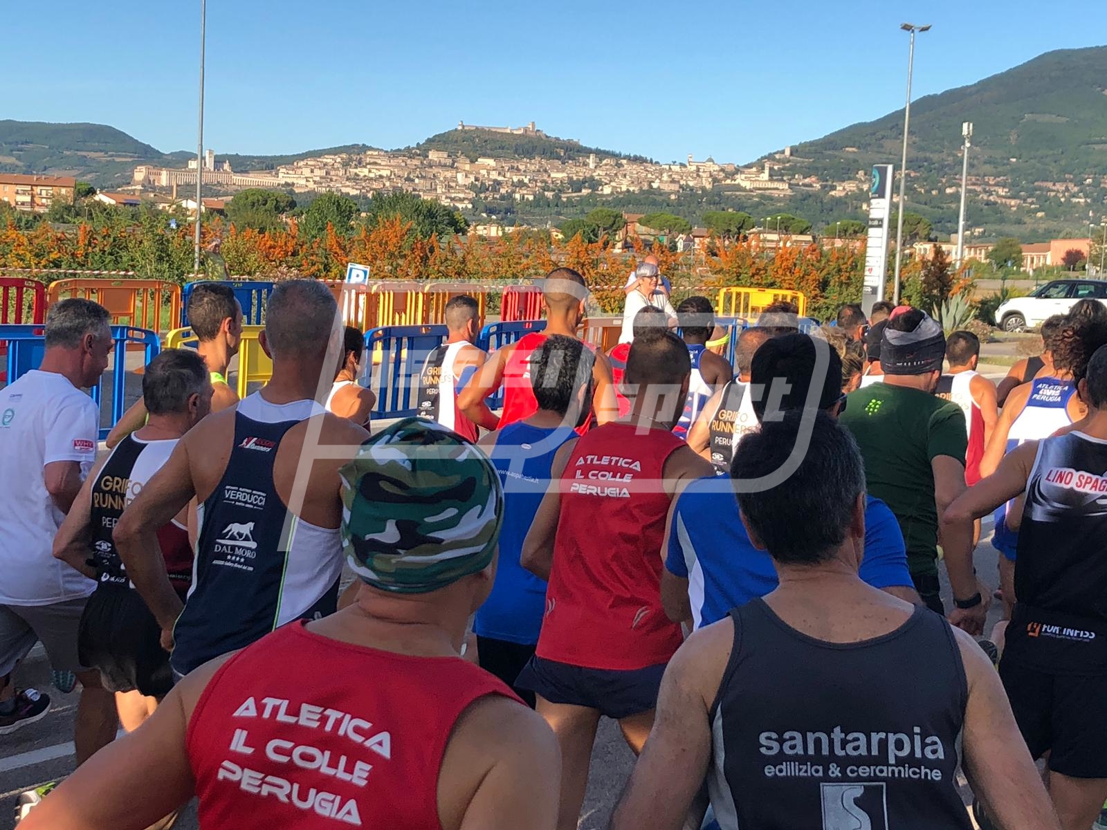 57FAC998-7AC1-4E2E-A270-F8F22F92725C