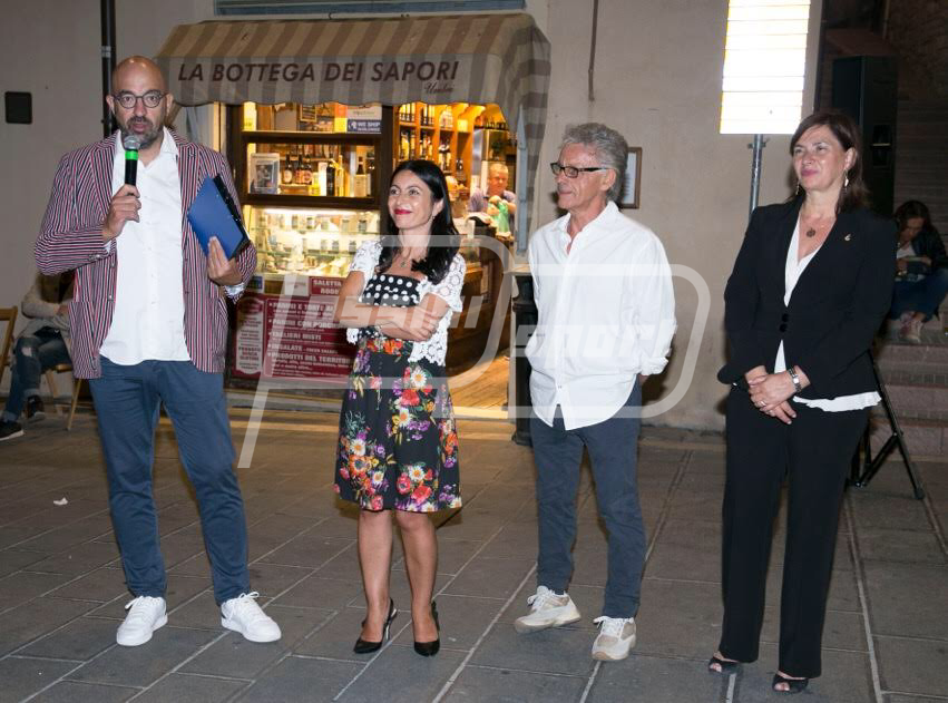 719A11B1-0C57-4249-87D6-49FD3DF03904