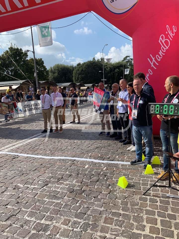 782A9D11-FD9F-4A13-B509-2A43BF433798