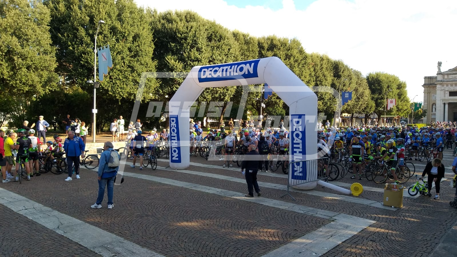 8AA5500F-F264-4411-A081-A3DD1BAB3C75