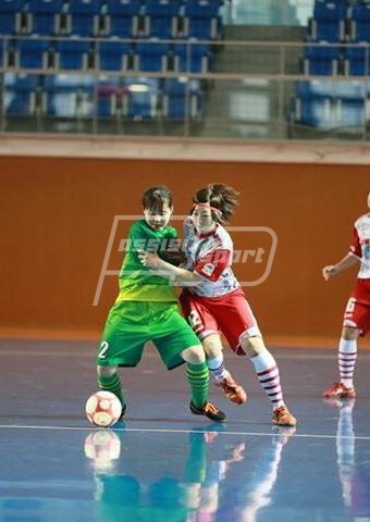 AFC5B172-89ED-4749-BA77-2CE401863919